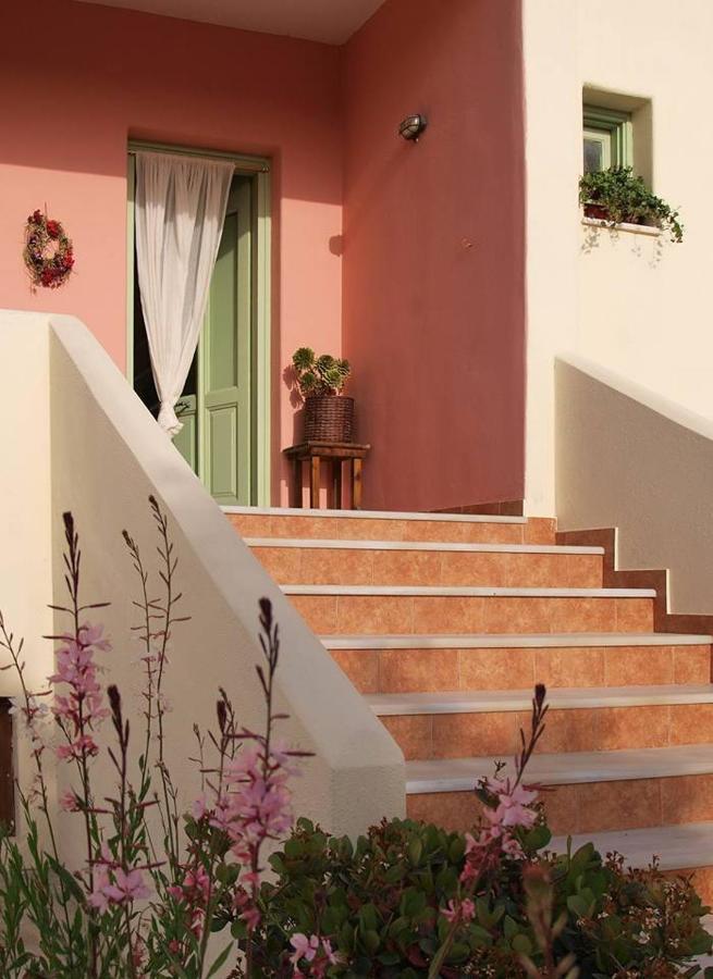 Flower And Crafts - The Eco Nature House 莫诺利索斯 外观 照片